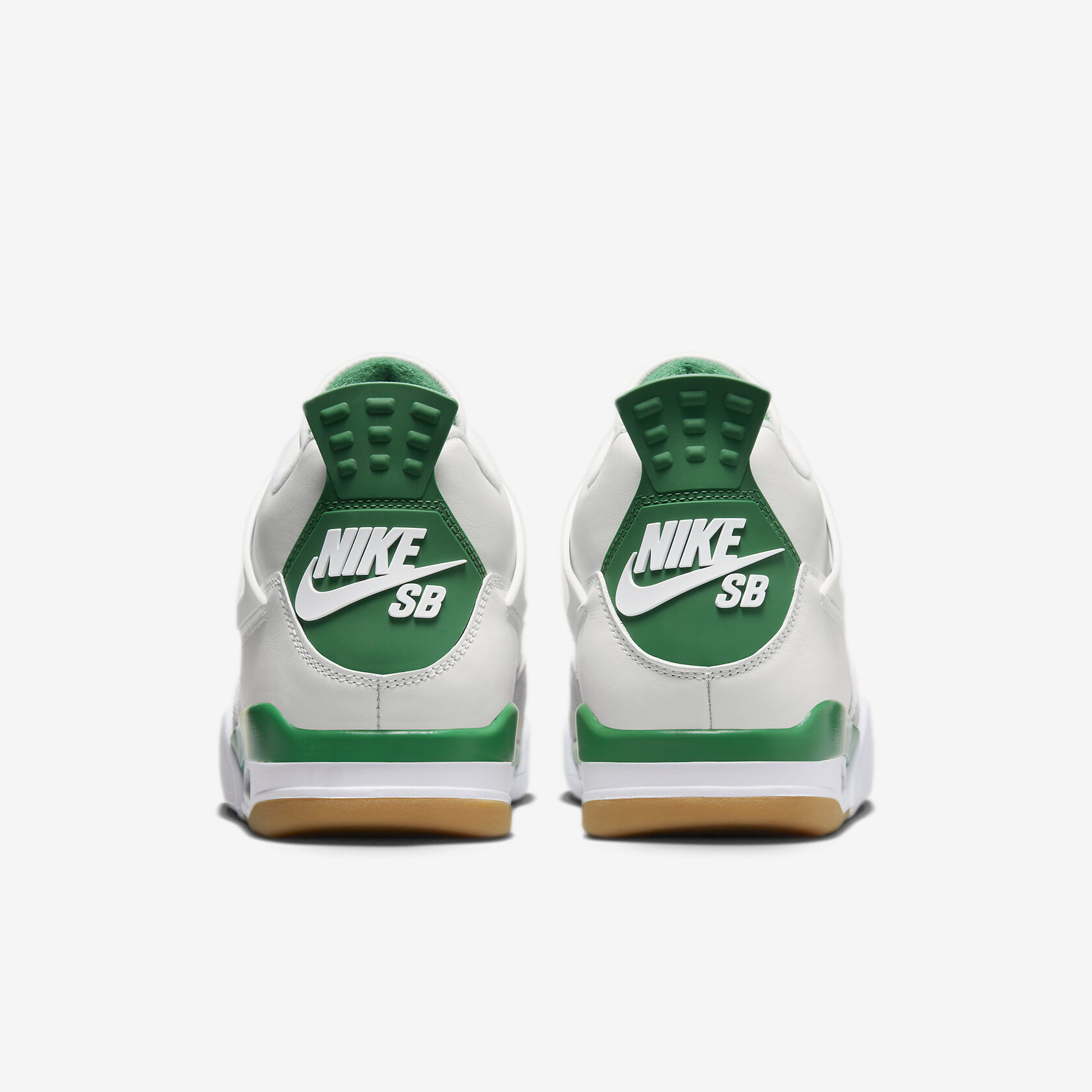 Nike-SB-x-Air-Jordan-4-Pine-Green2.jpg