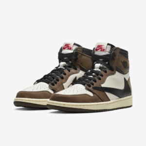 Travis-Scott-x-Air-Jordan-1-Retro-High-OG3.jpg