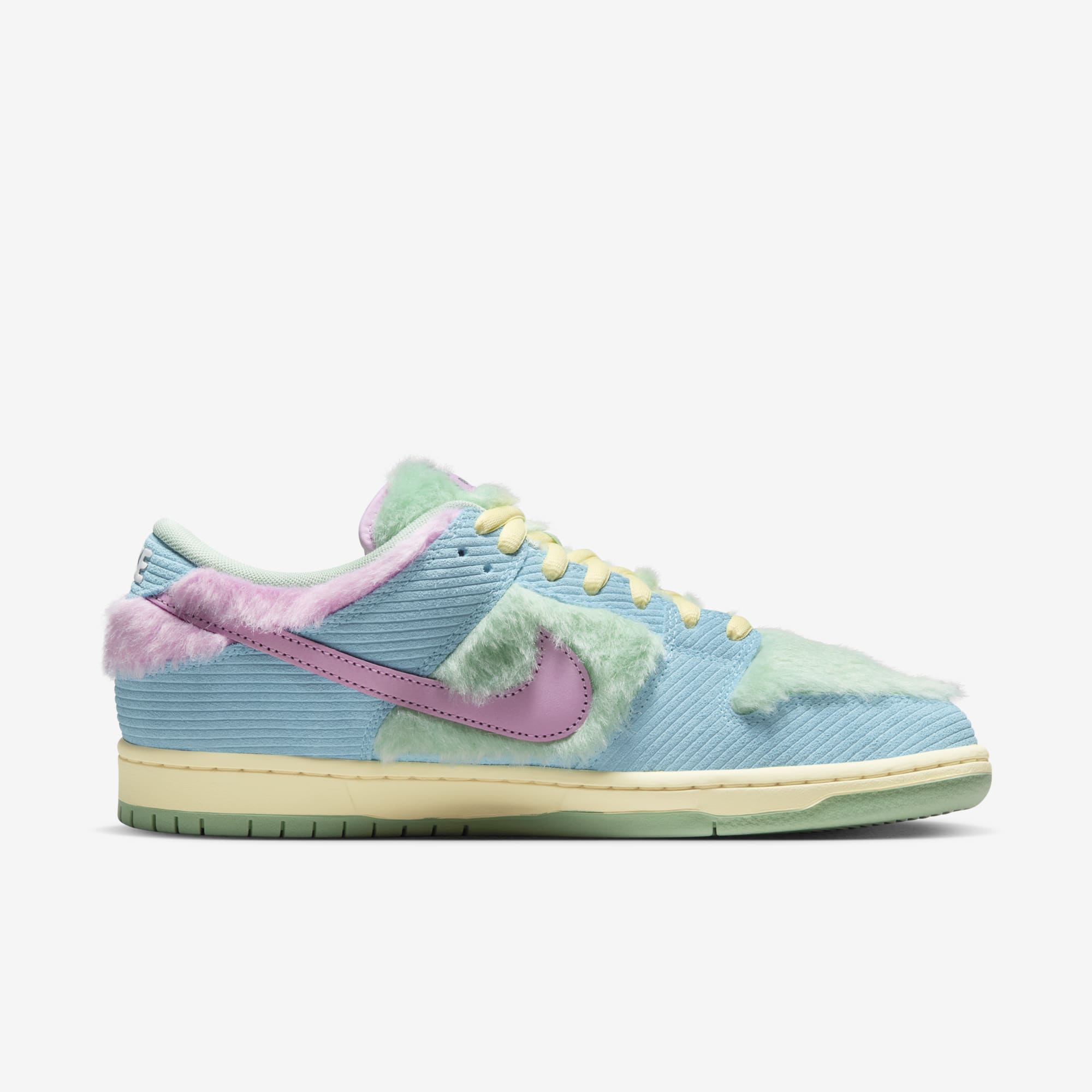 Verdy x Nike SB Dunk Low “Visty”3