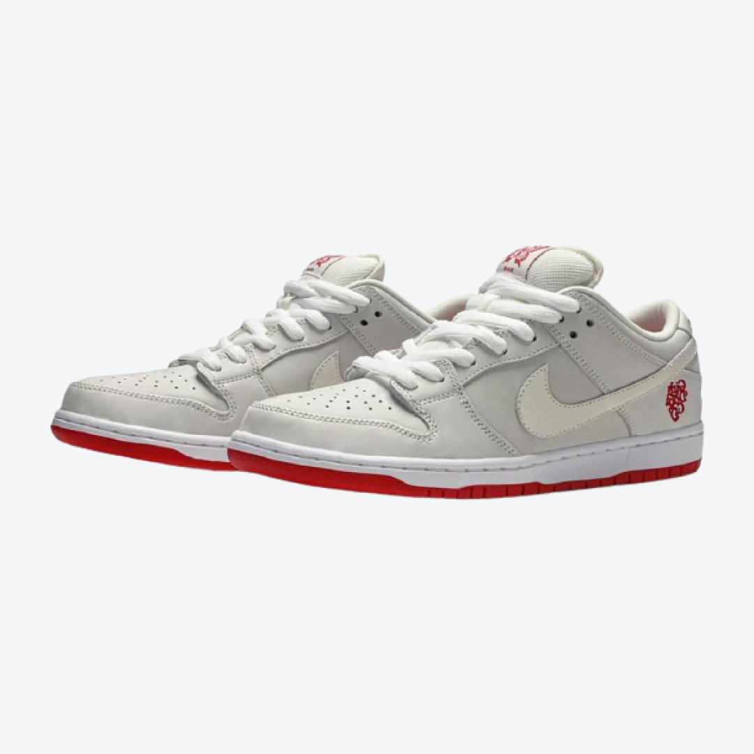 Girls Don't Cry x Nike Dunk Low Pro SB QS 'Friends & Family'2