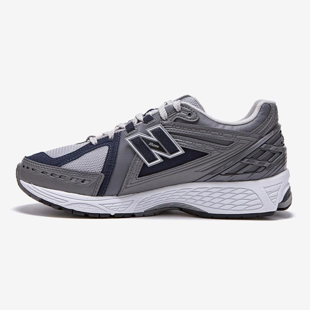 New Balance 1906R ‘Grey Navy’2