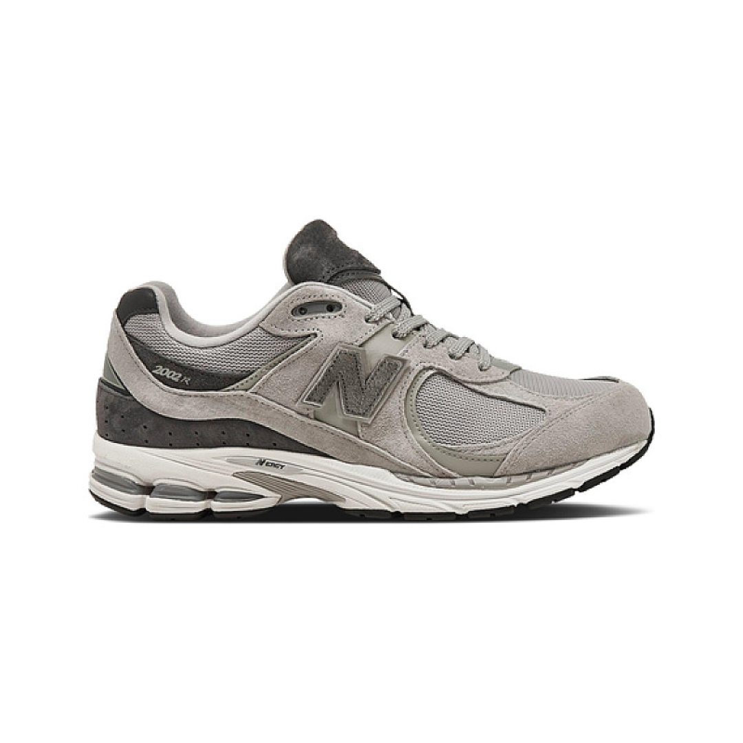 New Balance 2002R Casual
