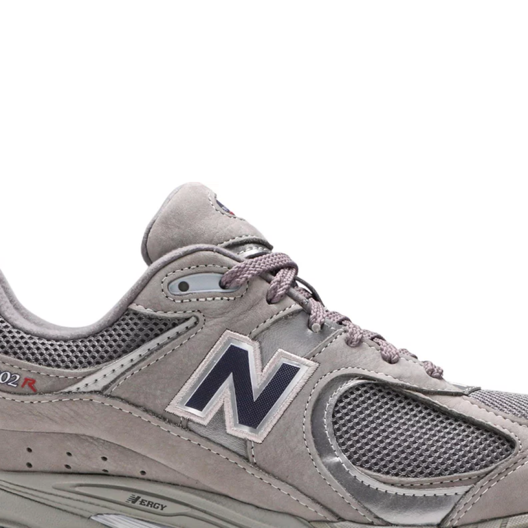 New Balance 2002R OG 'Light Grey'3