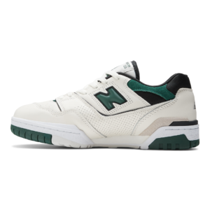 New Balance 550 ‘Sea Salt Pine Green’3