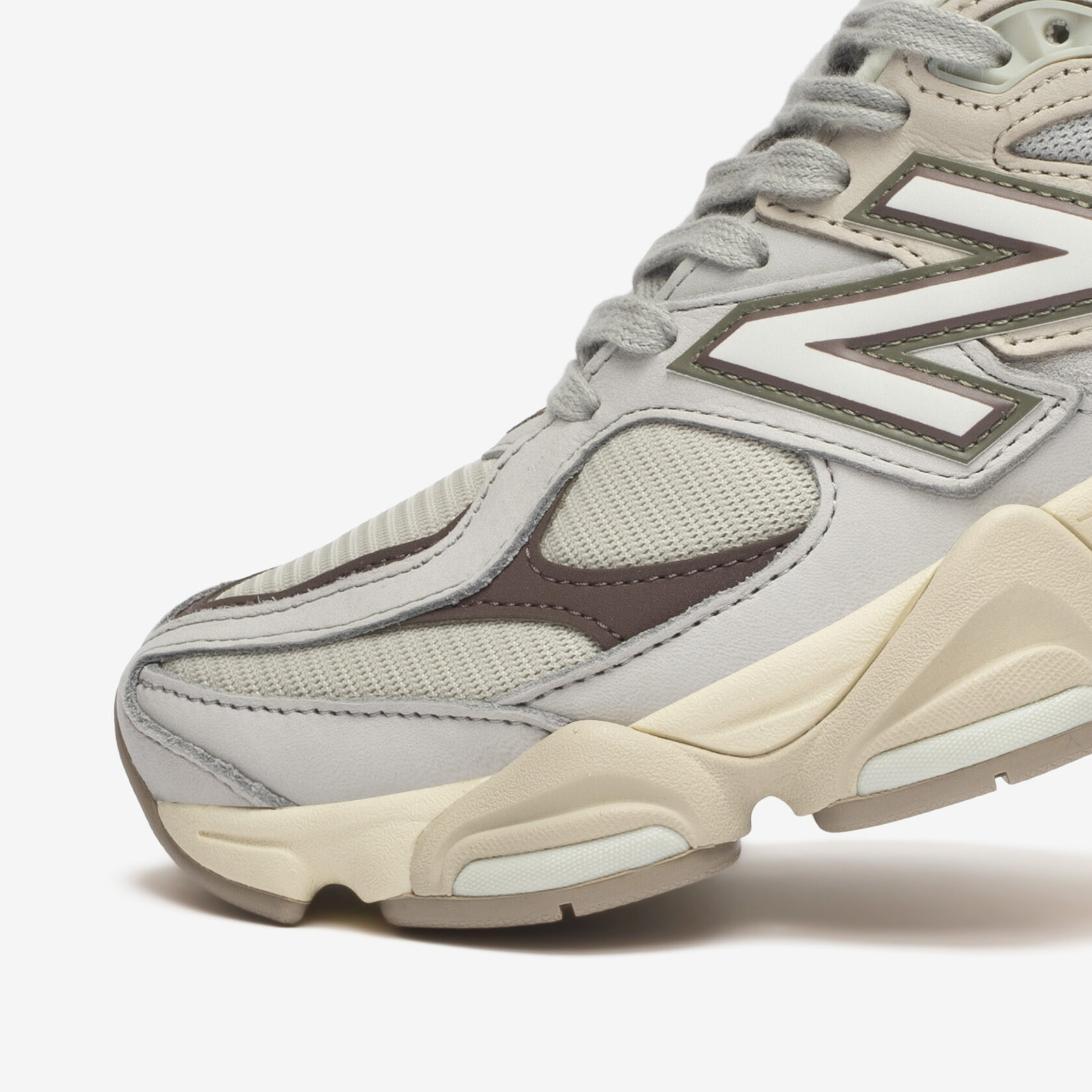 New Balance 9060 'Grey Matter'4