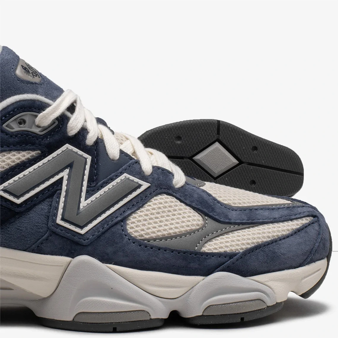 New Balance 9060 'Indigo'3