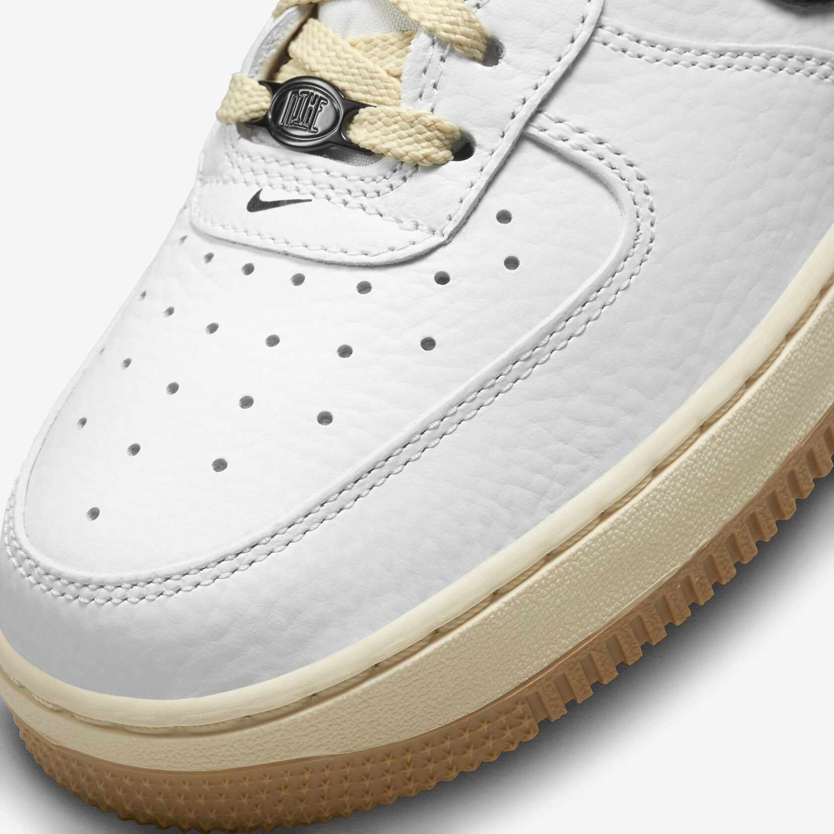 Nike Air Force 1 'Command Force'6