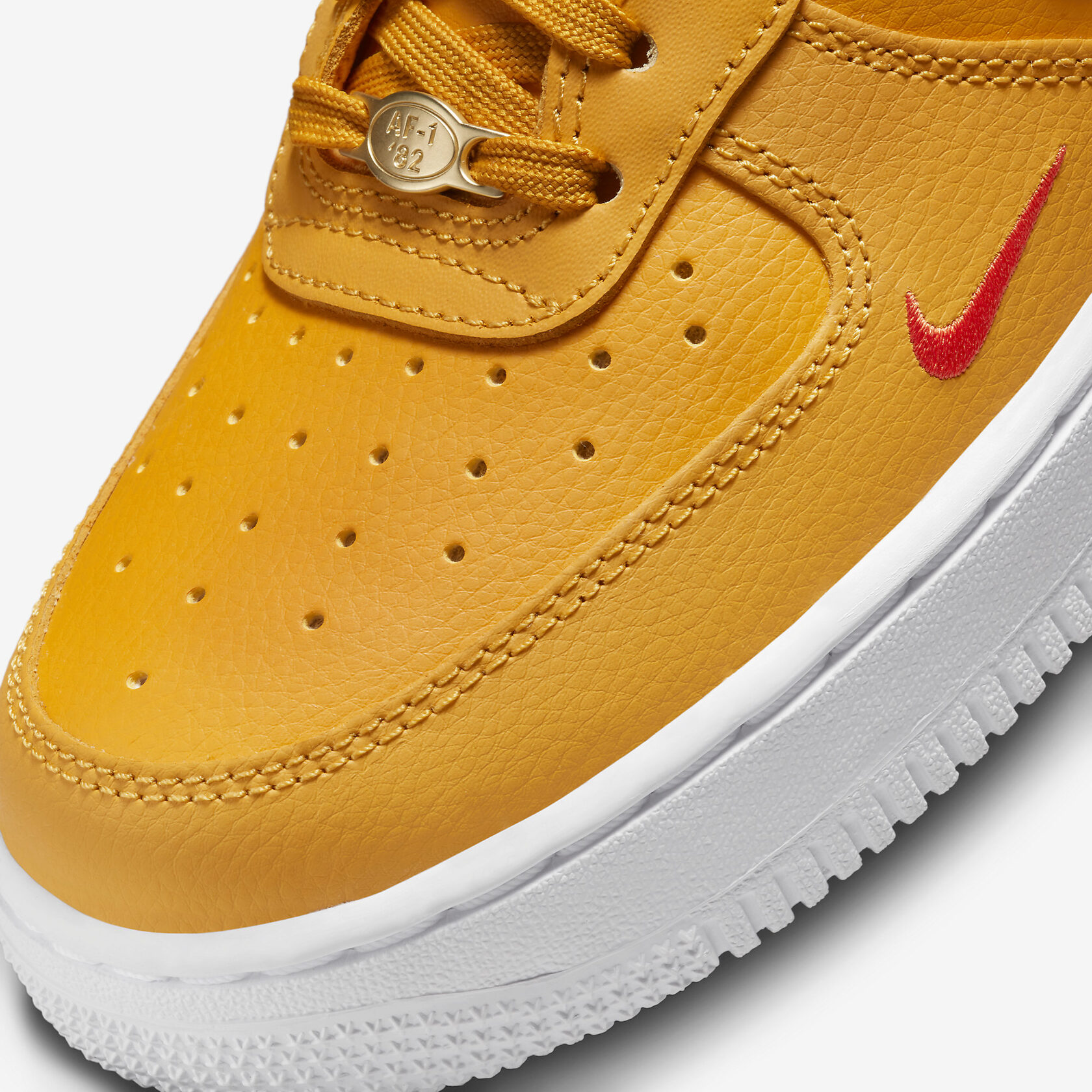 Nike Air Force 1 Low 40th Anniversary 'Yellow Ochre'6