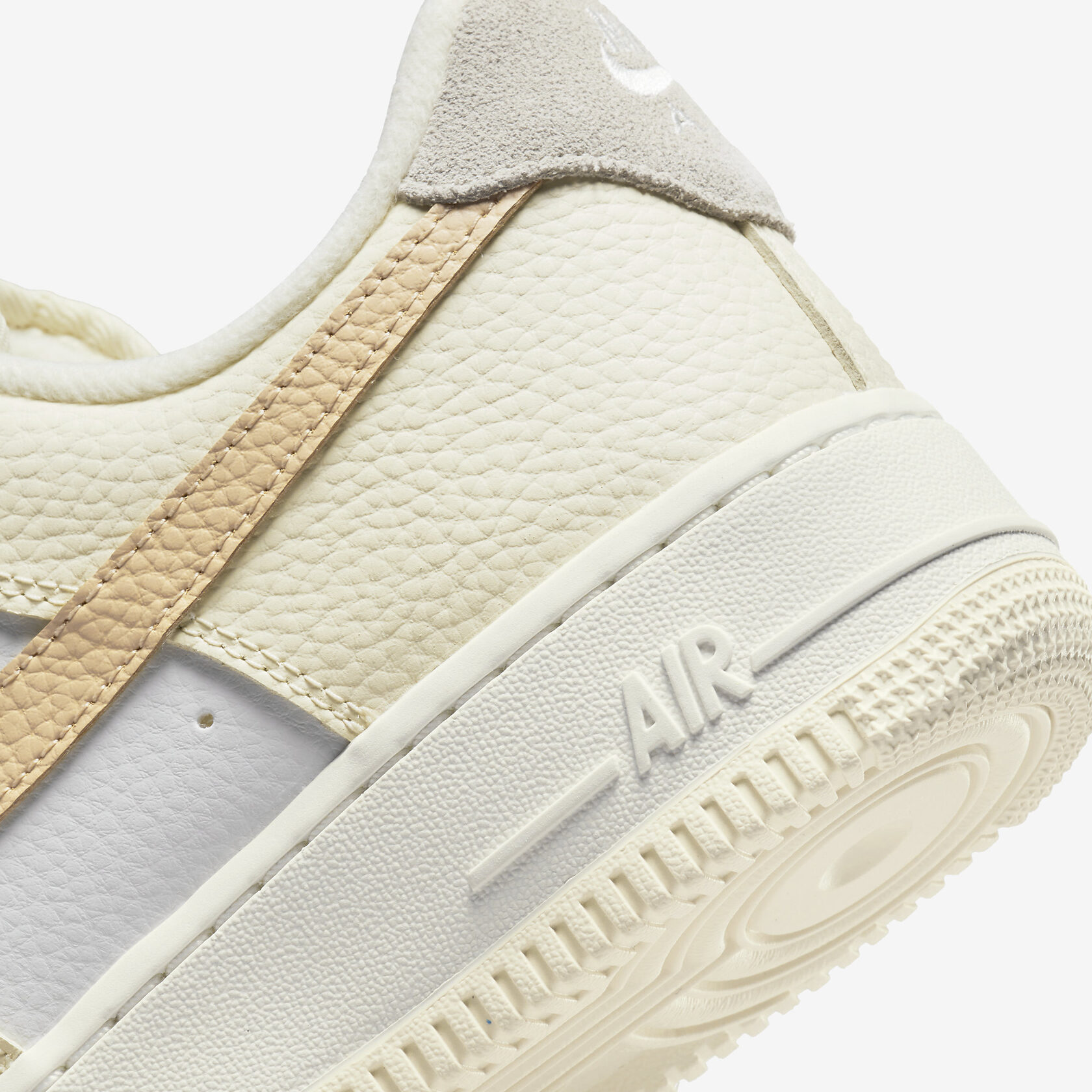 Nike Air Force 1 Low “Beige”7