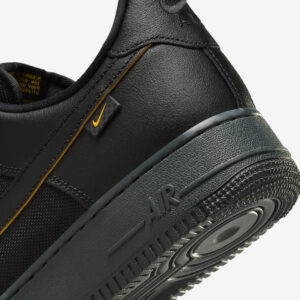Nike Air Force 1 Low 'Black University Gold'7