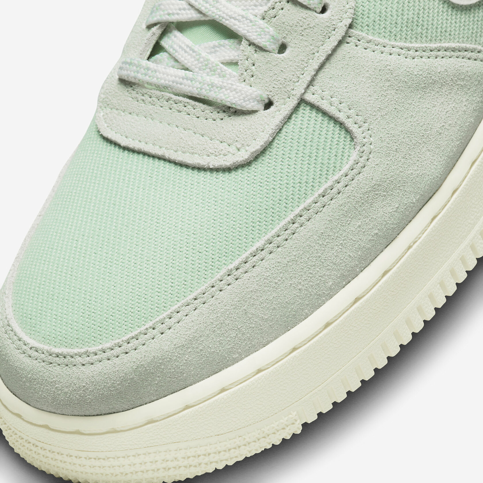 Nike Air Force 1 Low “Certified Fresh”6
