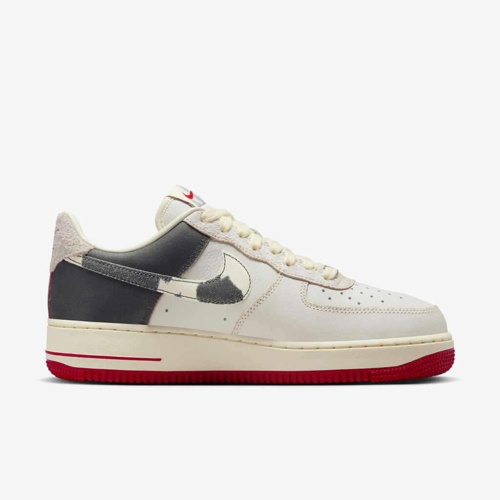 Nike Air Force 1 Low “Chicago”2