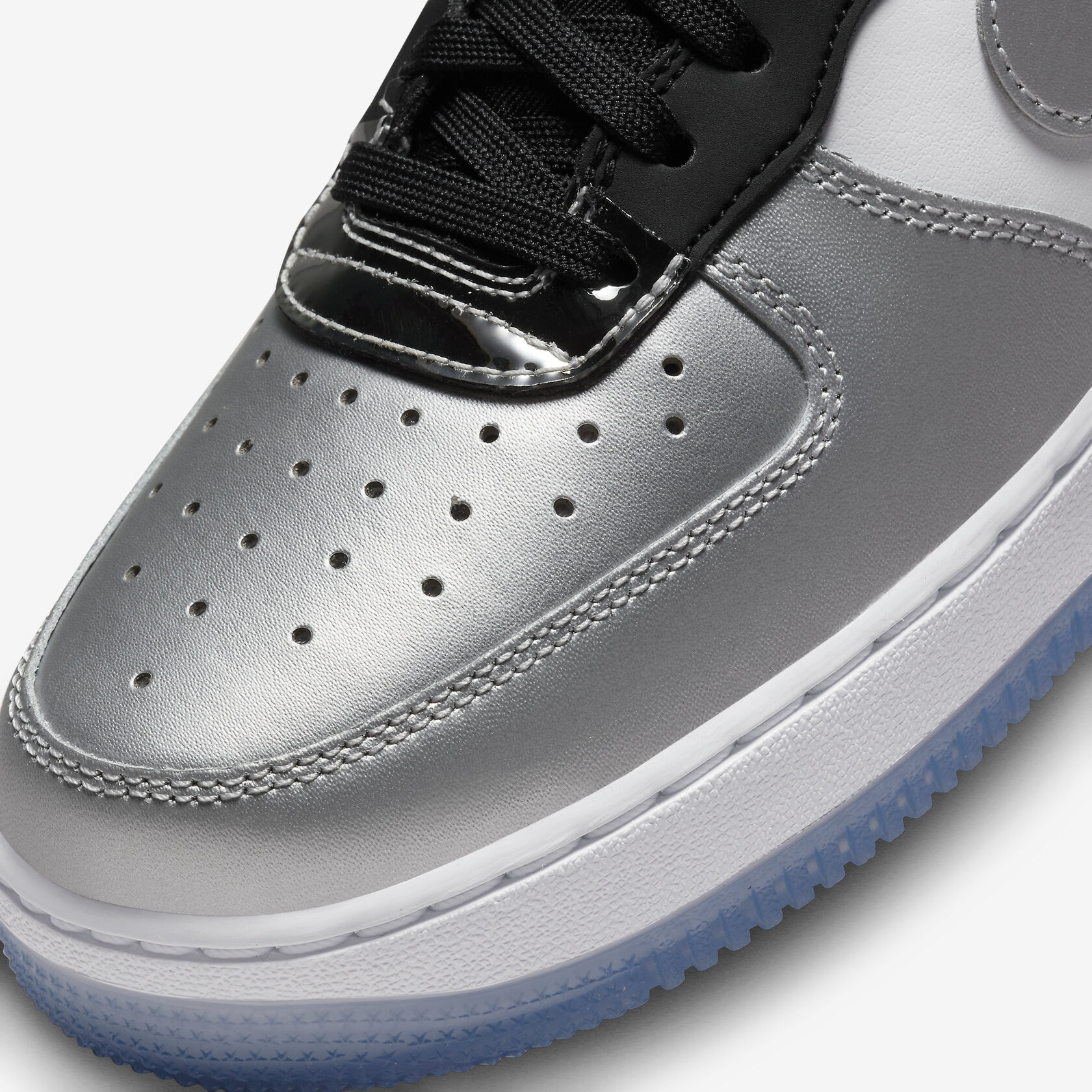 Nike Air Force 1 Low “Chrome Pack”6