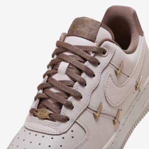 Nike Air Force 1 Low LX 'Pink Russett'6