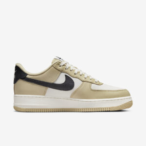 Nike Air Force 1 Low LX ‘Team Gold’6