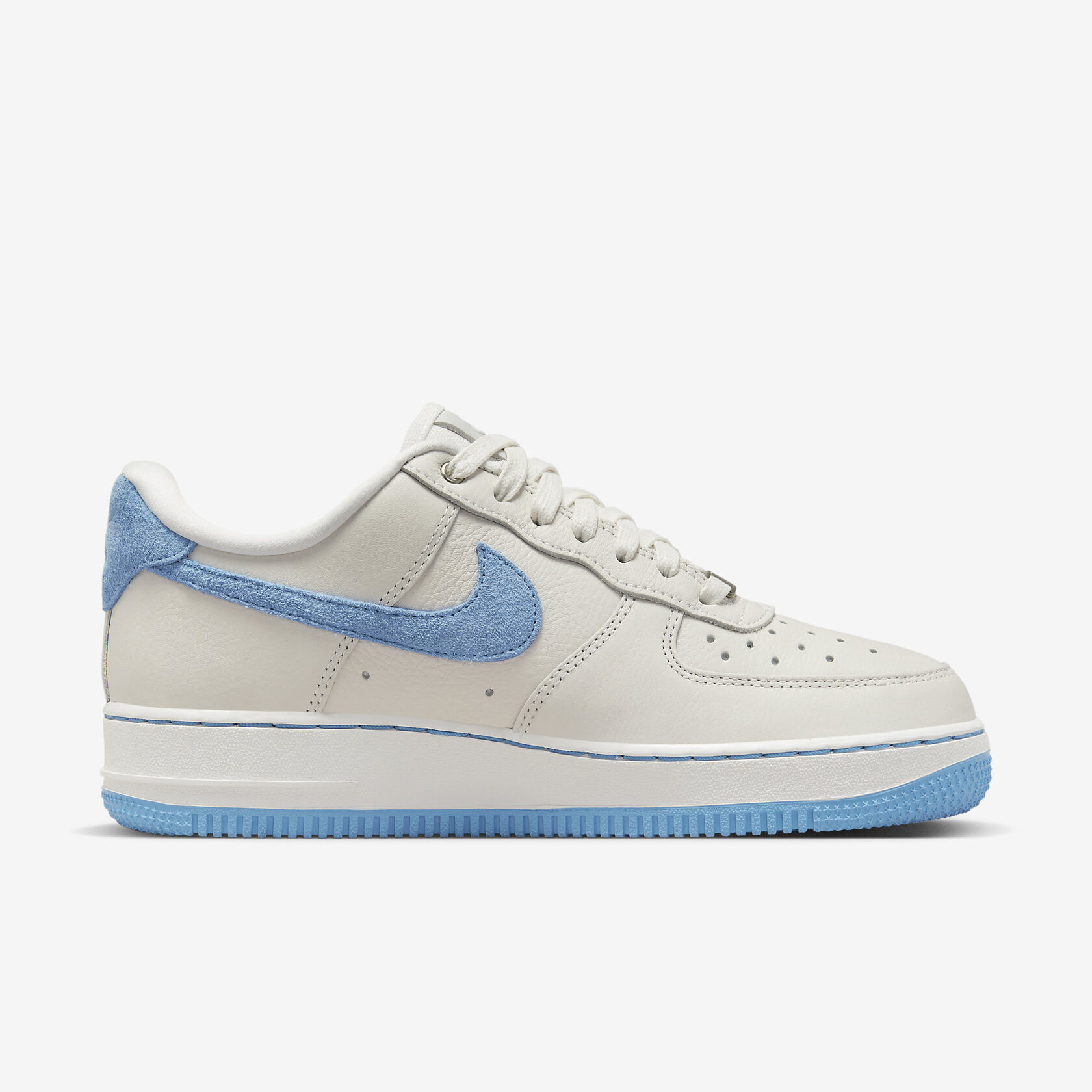 Nike Air Force 1 Low LXX 'University Blue'2