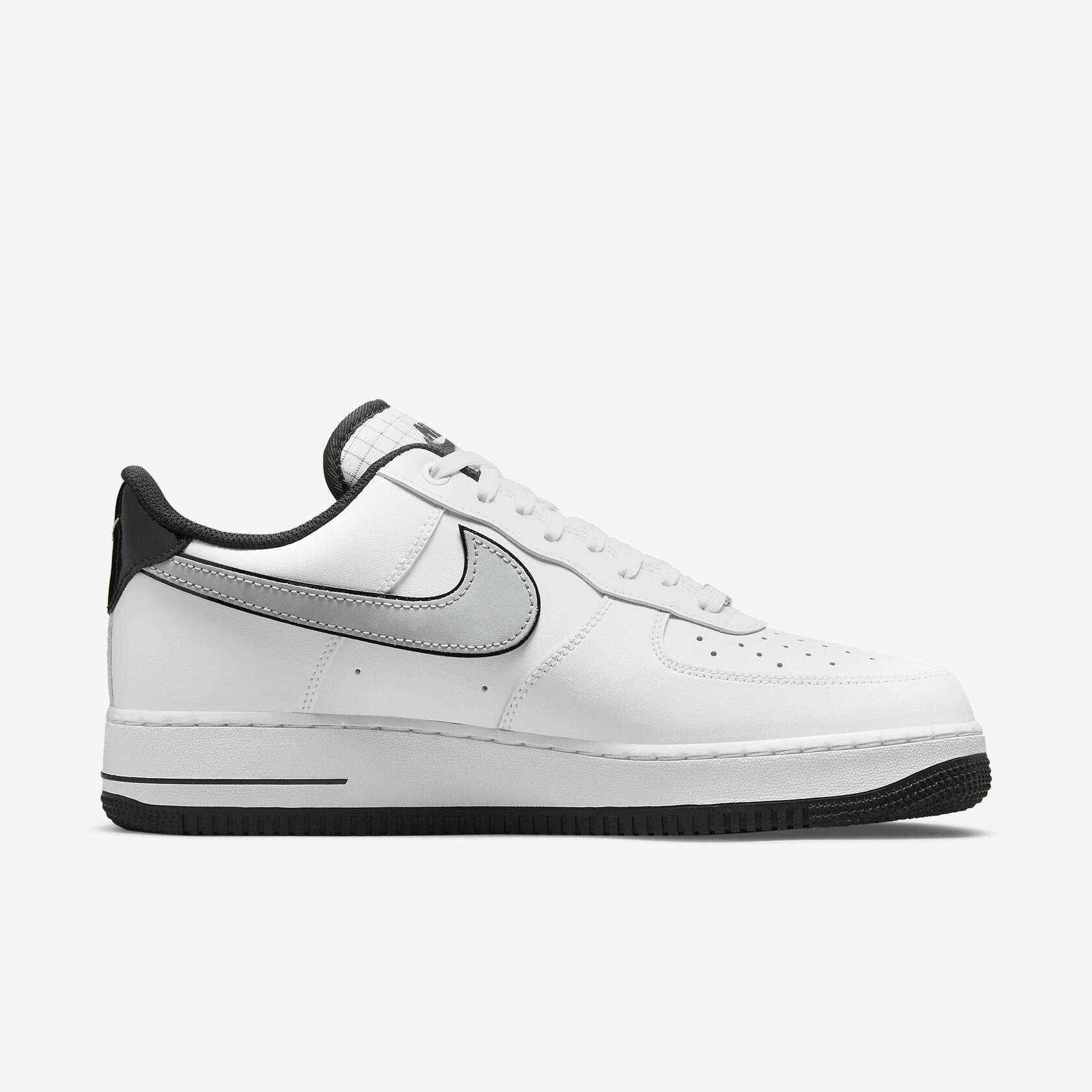 Nike Air Force 1 Low 'Motocross Black White'2