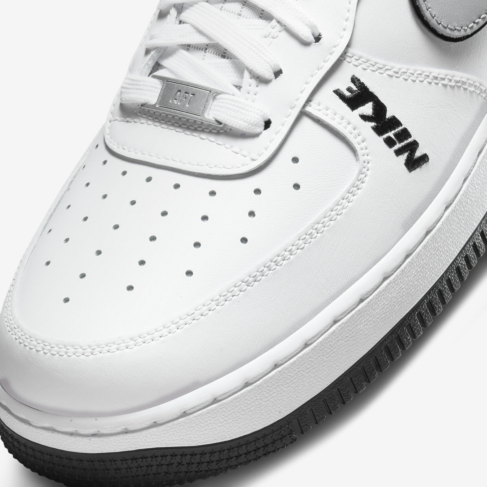 Nike Air Force 1 Low 'Motocross Black White'6
