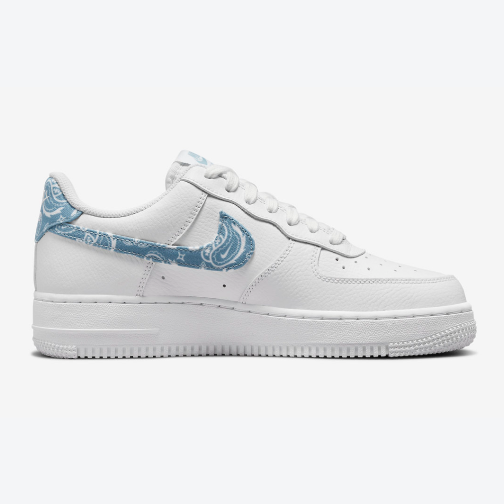 Nike Air Force 1 Low ‘Paisley’ (W)1