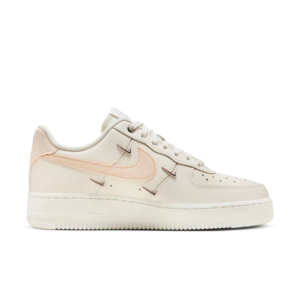 Nike Air Force 1 Low “Rose Gold”2