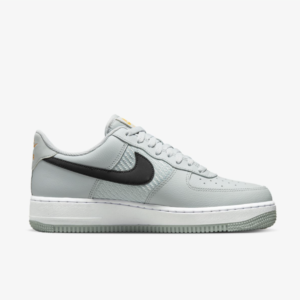 Nike Air Force 1 Low SE ‘Mini Swoosh’2