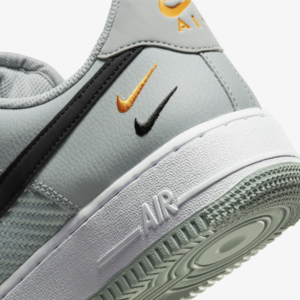 Nike Air Force 1 Low SE 'Mini Swoosh'7