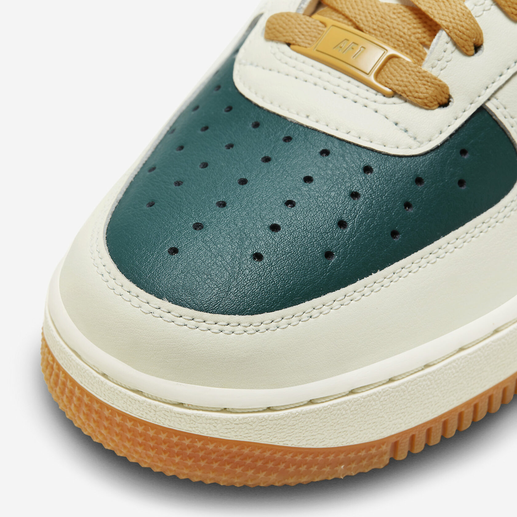 Nike Air Force 1 Low 'Sail Green Red'6
