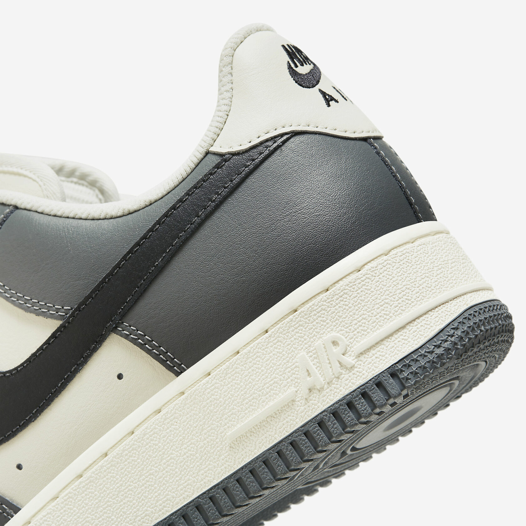 Nike Air Force 1 Low 'Sail Grey Black'7