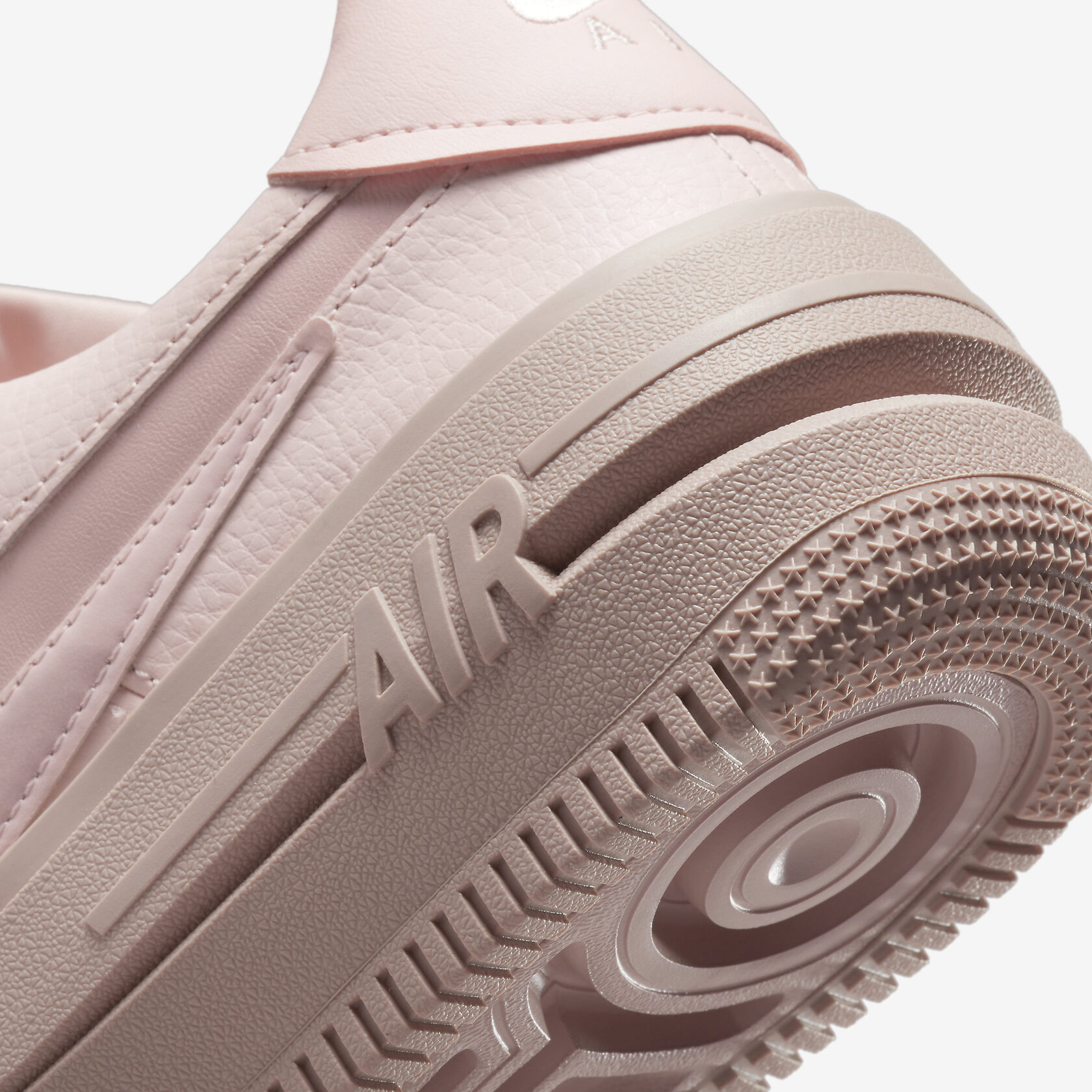 Nike Air Force 1 PLT.AF.ORM “Pink”7