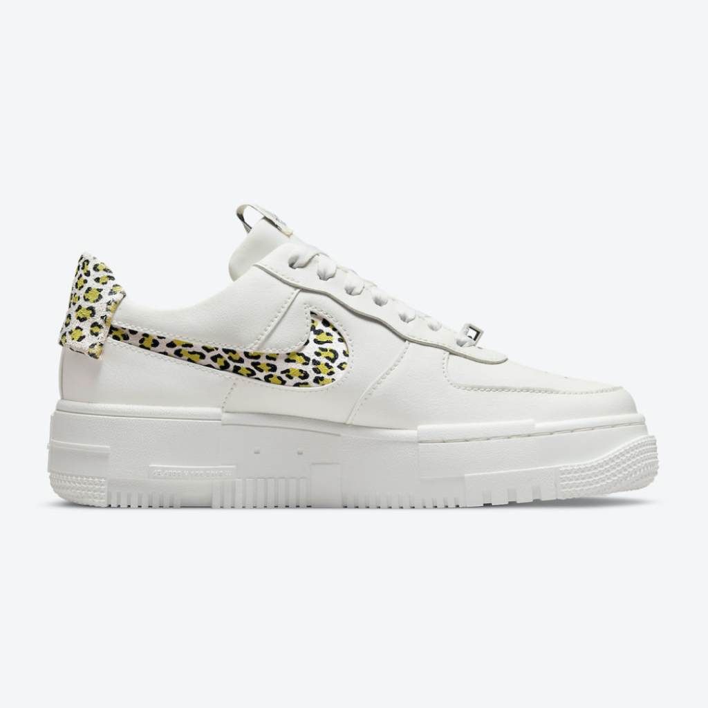 Nike Air Force 1 Pixel ‘Leopard’ (W)1