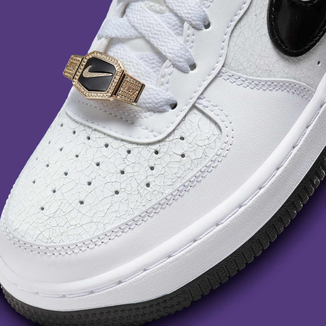 Nike Air Force 1 'World Champs' (W)6