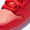 Nike Dunk High SB 'Strawberry Cough'6
