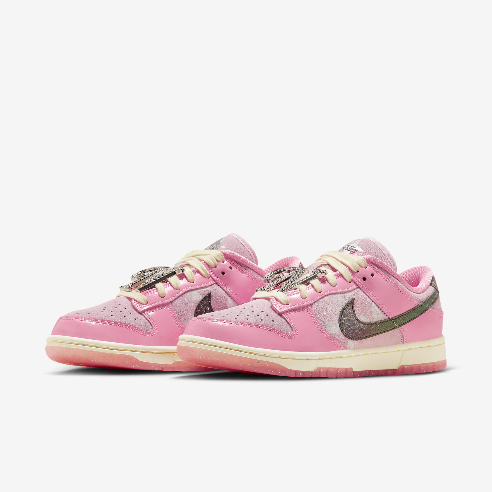 Nike Dunk Low “Barbie” W4