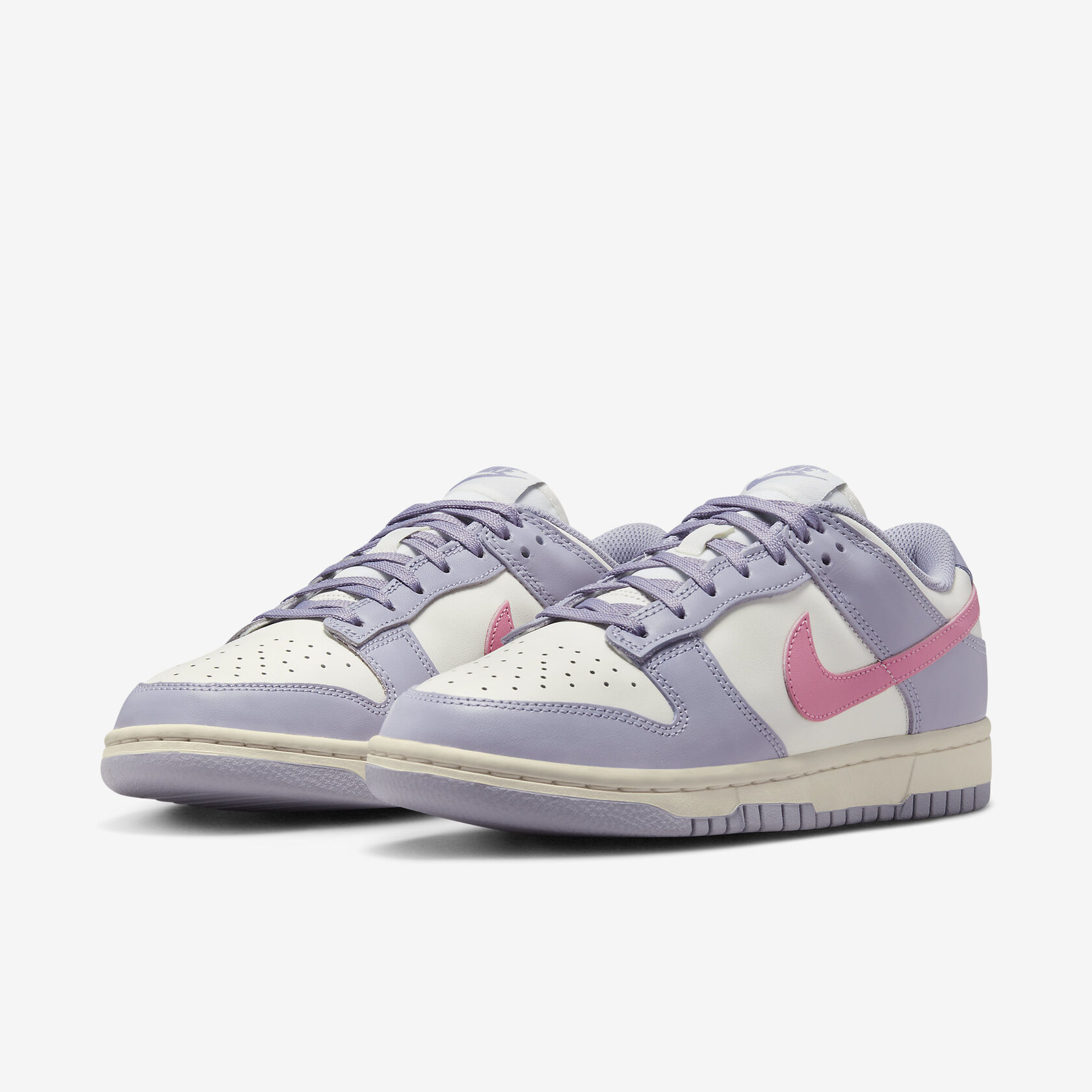 Nike Dunk Low 'Indigo Haze' (W)3