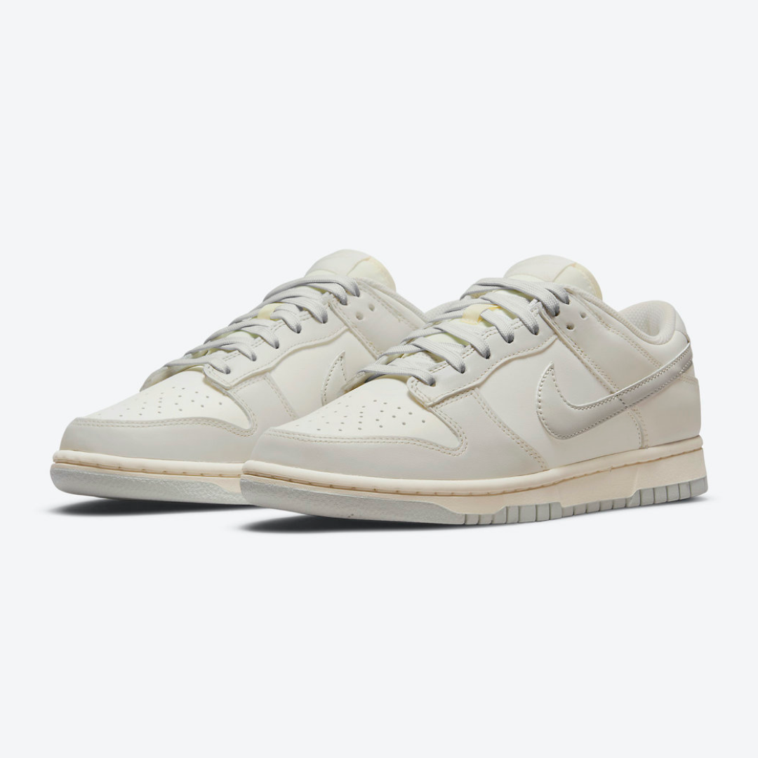 Nike Dunk Low 'Light Bone' W2