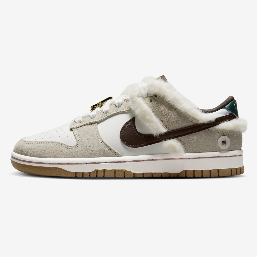 Nike Dunk Low 'Mink and Jewels' (W)