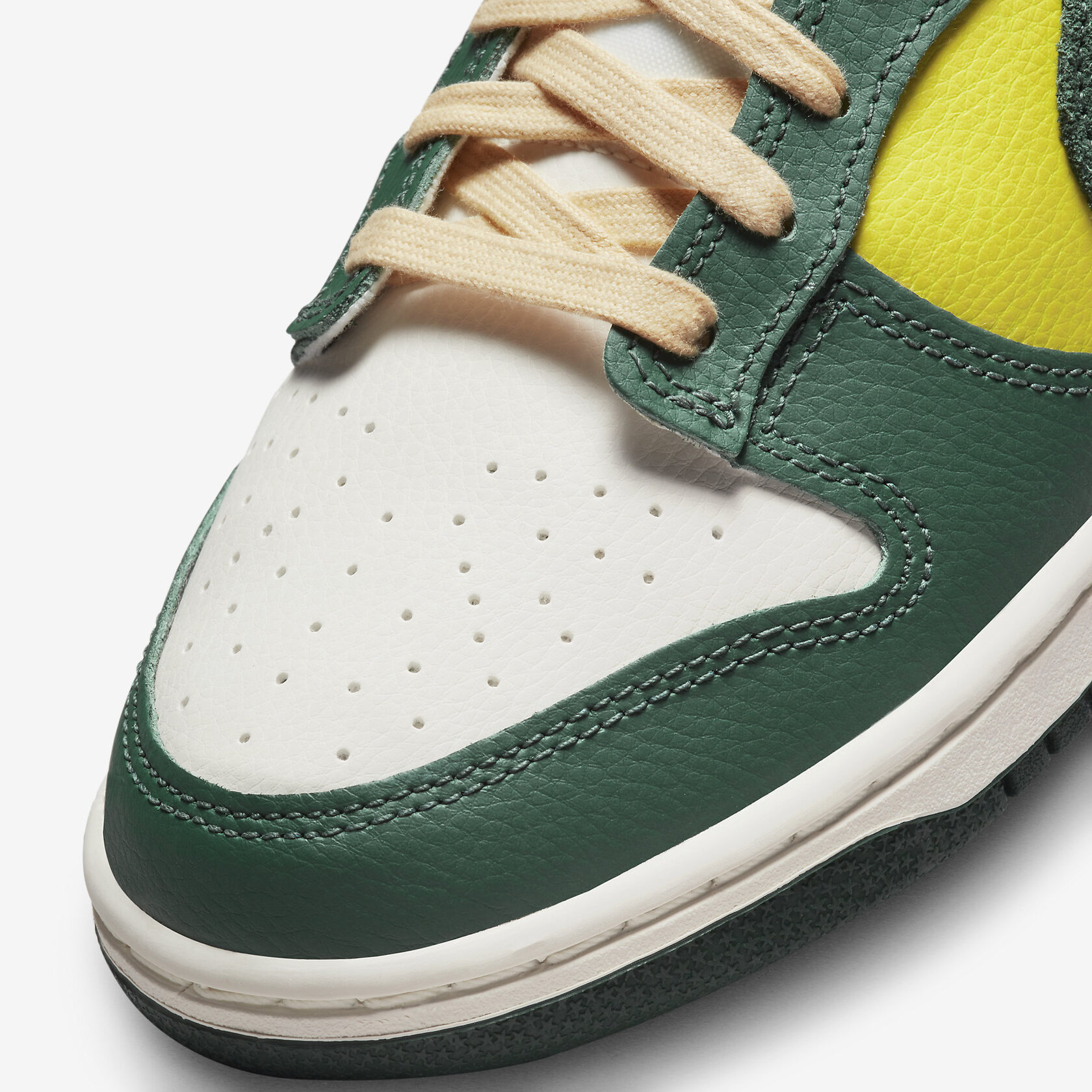 Nike Dunk Low “Noble Green”6