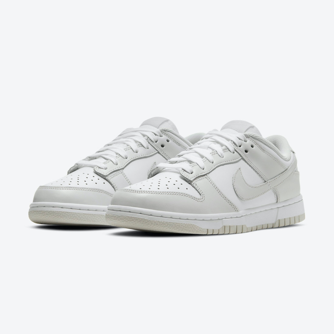 Nike Dunk Low 'Photon Dust' (W)2