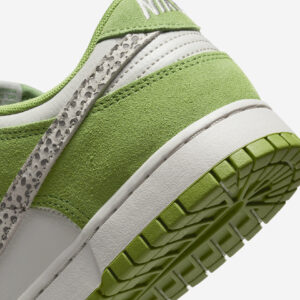 Nike Dunk Low 'Safari Swoosh Chlorophyll'6