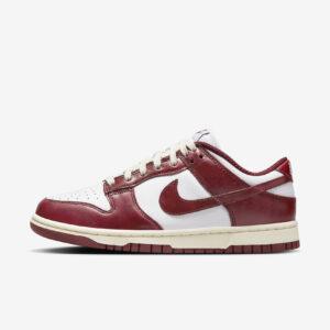 Nike Dunk Low “Team Red” W