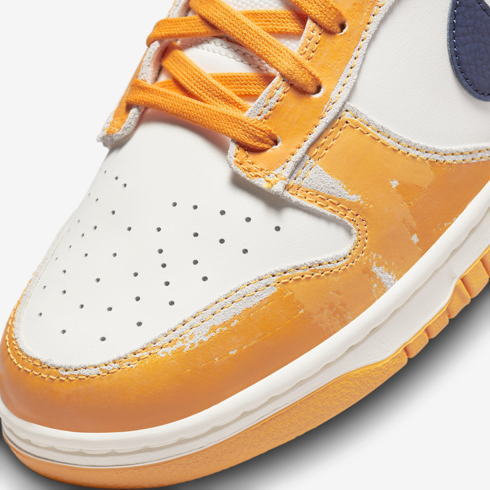 Nike Dunk Low 'Wear and Tear'6