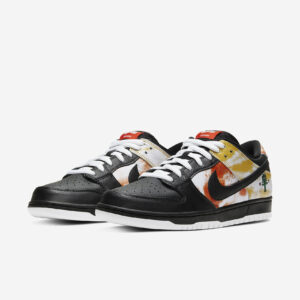 Nike SB Dunk Low Away “Raygun Tie Dye” Black3