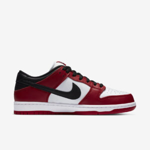 Nike SB Dunk Low “Chicago”2