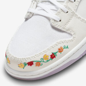 Nike SB Dunk Low Decon 'N7 - Sail University Red'6