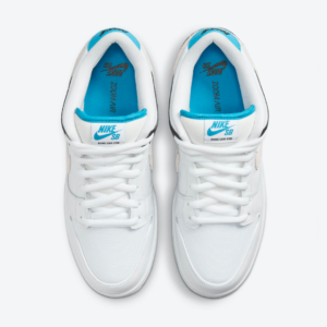 Nike SB Dunk Low 'Laser Blue'3
