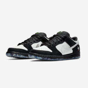 Nike SB Dunk Low “Panda Pigeon”2