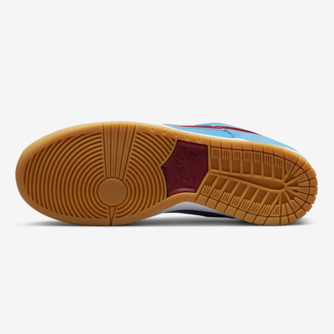 Nike SB Dunk Low “Phillies”3