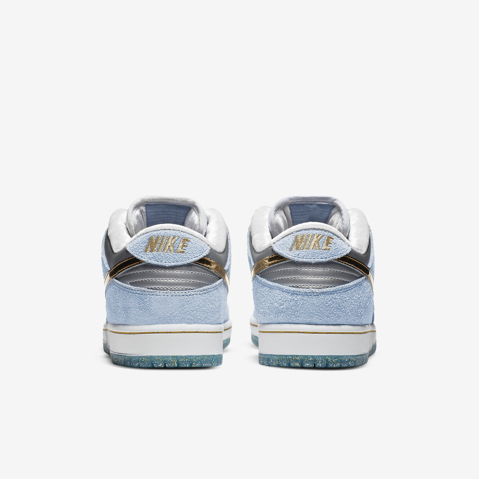 Sean Cliver X Nike SB Dunk Low5