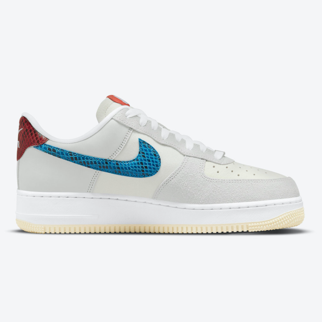 Undefeated x Nike Air Force 1 ‘5 On It’1