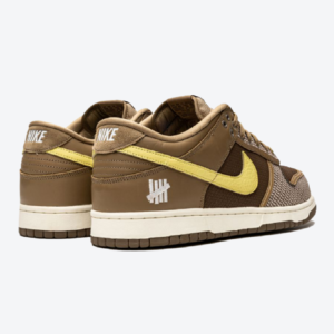 Undefeated x Nike Dunk Low SP 'Canteen'3